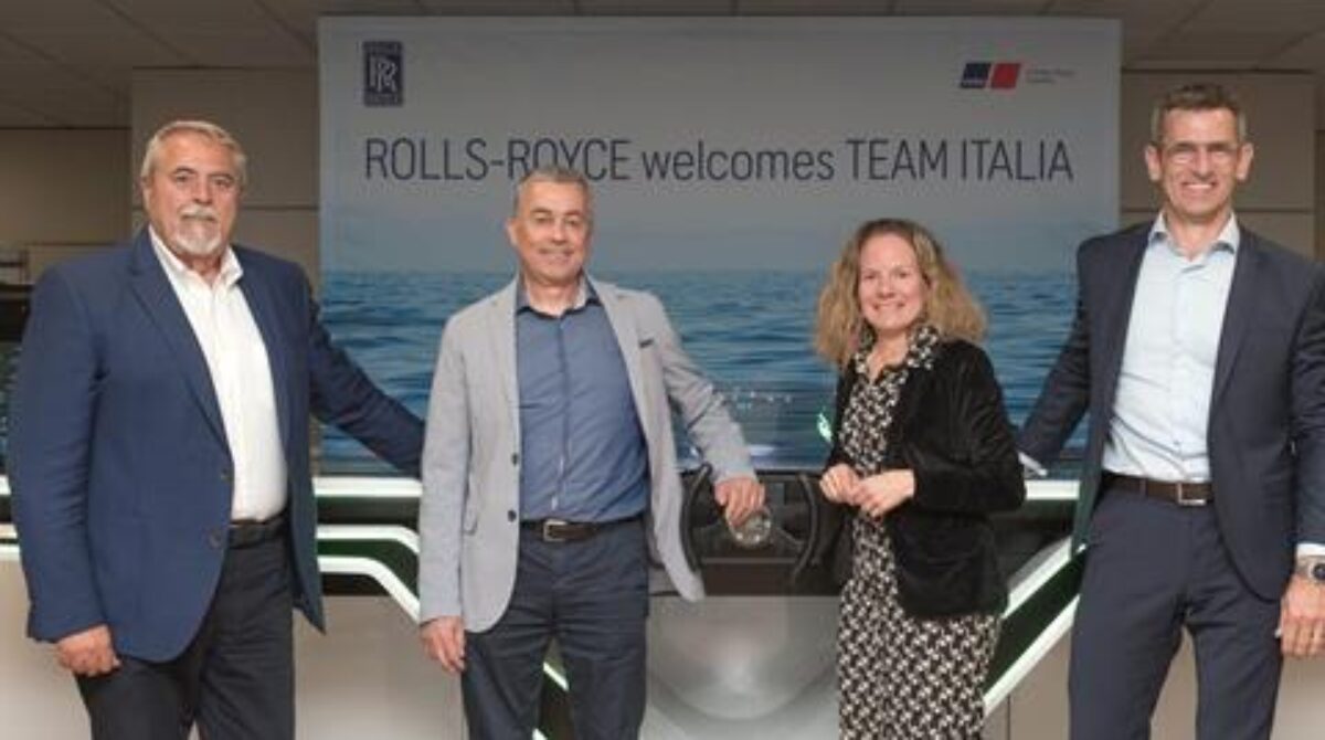 Rolls-Royce Power Systems has acquired the Italian yacht bridge and marine automation specialists Team Italia/Onyx Marine for an undisclosed sum, strengthening Rolls Royce's position in the yacht market.