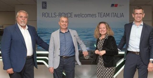 Rolls-Royce Power Systems has acquired the Italian yacht bridge and marine automation specialists Team Italia/Onyx Marine for an undisclosed sum, strengthening Rolls Royce's position in the yacht market.